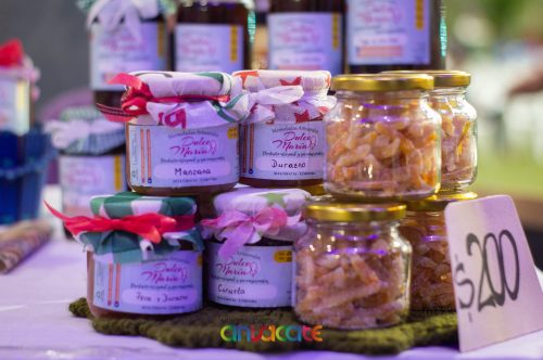 La primera edición de Exquisiteces con gran participación de público y productores